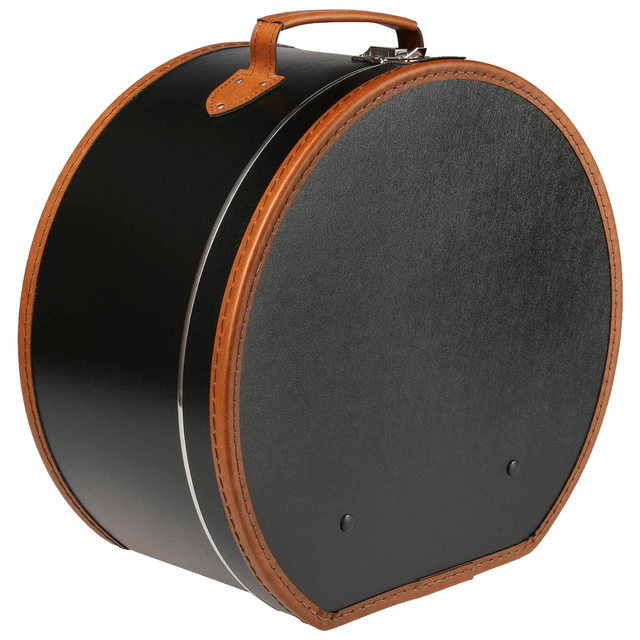 A HAT TRAVEL BOX