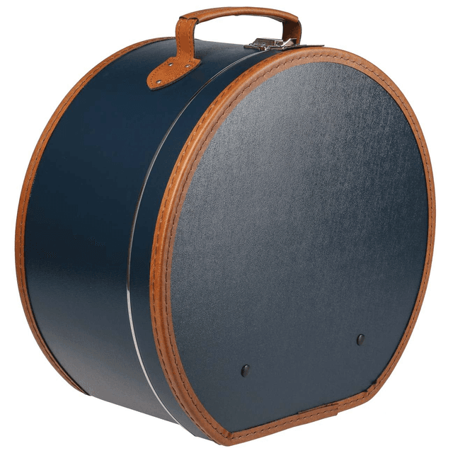 A HAT TRAVEL BOX